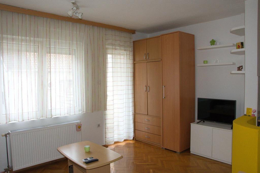 Studio Apartment In Novi Sad Center Eksteriør bilde